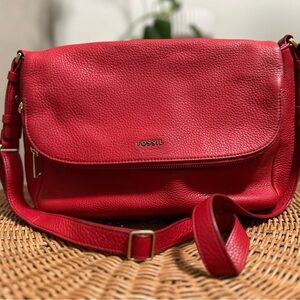 Fossil Preston Fold Over Crossbody Red Pebbled Leather